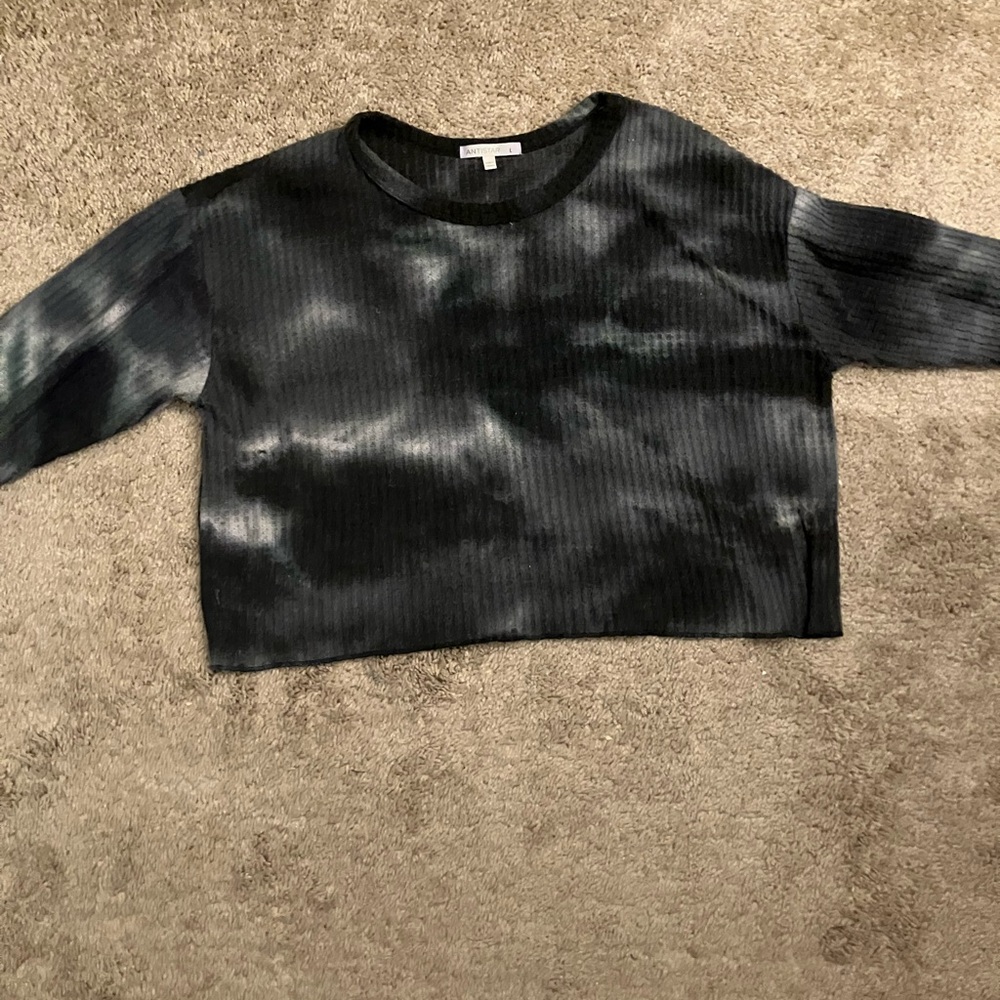 Tie-Dye Long Sleeve Top